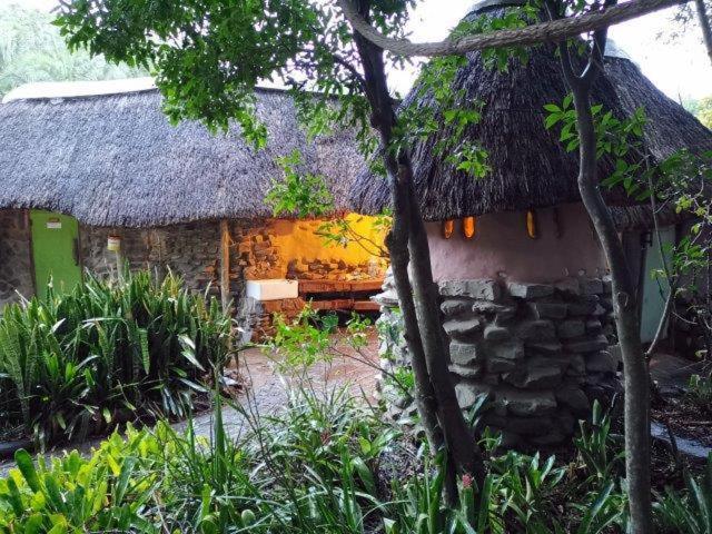 Yellowwood Forest Eco Retreat มอร์แกนส์เบย์ ภายนอก รูปภาพ